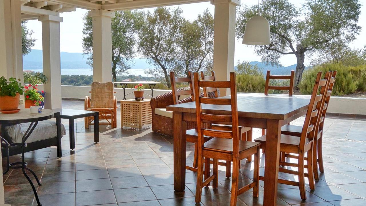 Olive Bay Hilltop Apartments Амуліані Екстер'єр фото