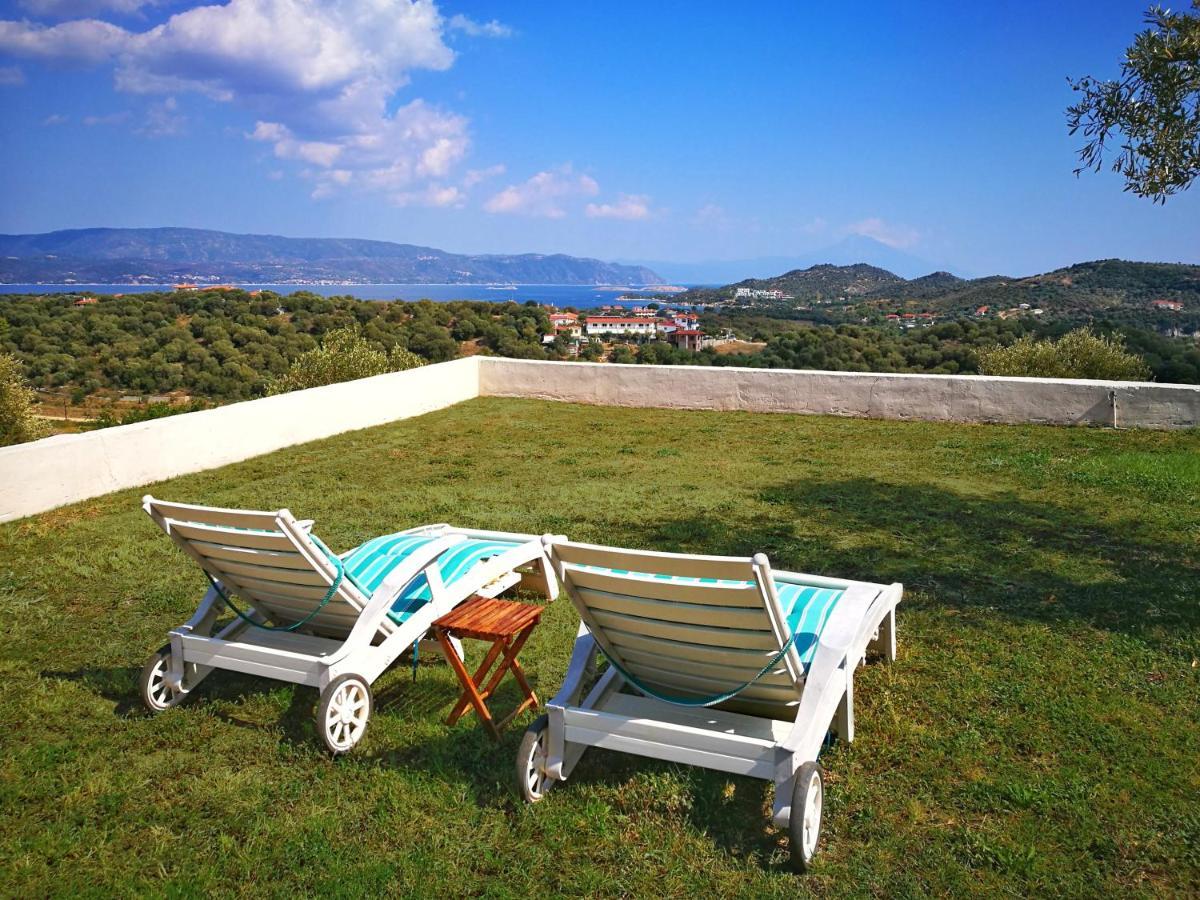 Olive Bay Hilltop Apartments Амуліані Екстер'єр фото